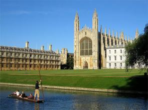 Kings College Chapel West. Author Andrew Dunn. Licensed under: Creative Commons.