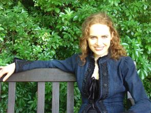 Dr Kate Williams.