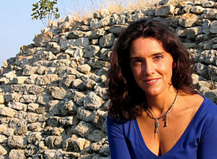 Bettany Hughes Boobs