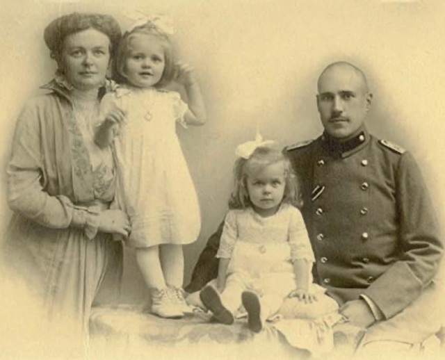 Christian Wachtel, his wife Hanna, and their daughters Trude and Hella